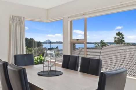 Photo of property in 53 Homestead Place, Welcome Bay, Tauranga, 3112