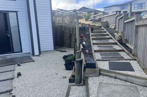 Photo of property in 18 Takurua Terrace, Orewa, 0931