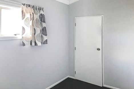 Photo of property in 42 Wynyard Crescent, Tamatea, Napier, 4112