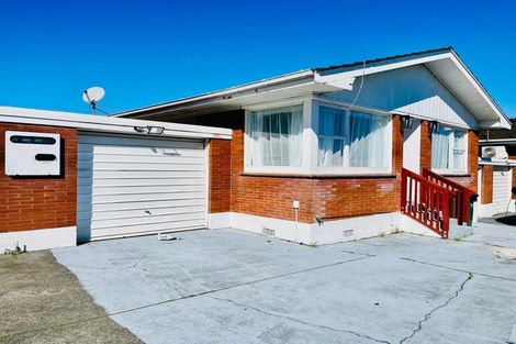Photo of property in 2/8 Russell Road, Manurewa, Auckland, 2102