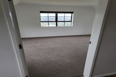 Photo of property in 30 Satara Crescent, Khandallah, Wellington, 6035