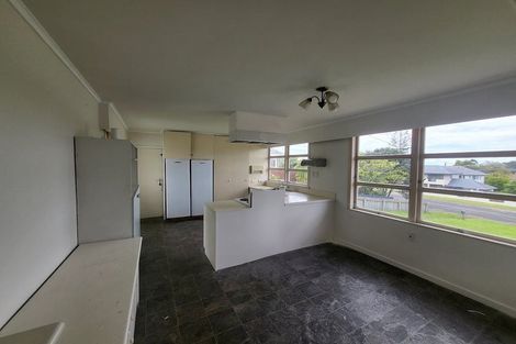 Photo of property in 25 James Tyler Crescent, Lynfield, Auckland, 1042