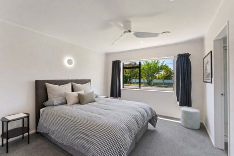 Photo of property in 51b Tutanekai Street, Paraparaumu, 5032