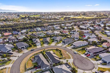 Photo of property in 10 Gallipoli Place, Paraparaumu, 5032