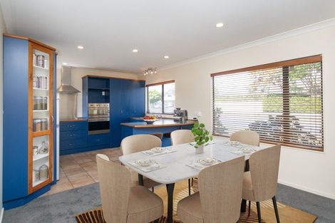 Photo of property in 1 Hanna Place, Havelock North, 4130