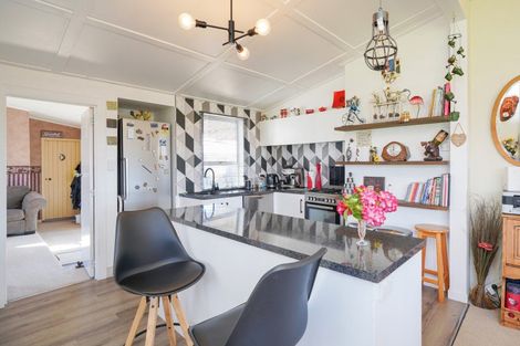 Photo of property in 51 Elles Road, Otautau, 9610