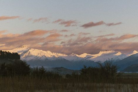 Photo of property in 217 Stevenson Road, Wanaka, 9382