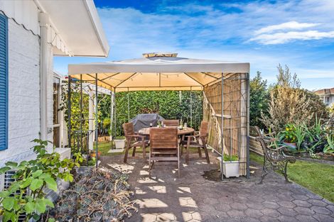 Photo of property in 71 Studholme Street, Morrinsville, 3300