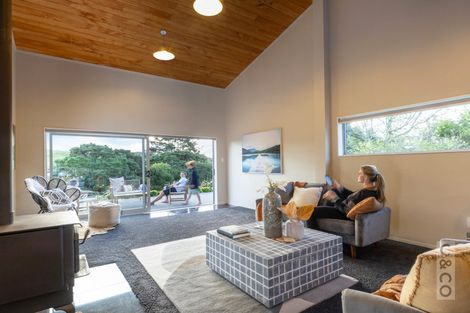 Photo of property in 69a Waikoukou Valley Road, Waimauku, 0882