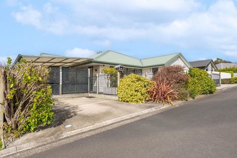 Photo of property in 18 Hamon Place, Pukehangi, Rotorua, 3015