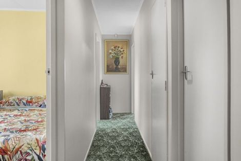 Photo of property in 76 Brandon Street, Featherston, 5710