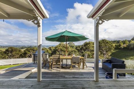 Photo of property in 40 Martins Bay Road, Mahurangi East, Warkworth, 0982