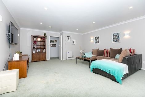 Photo of property in 11 Pascal Place, Flagstaff, Hamilton, 3210