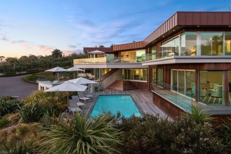 Photo of property in 52 Delamore Drive, Oneroa, Waiheke Island, 1081