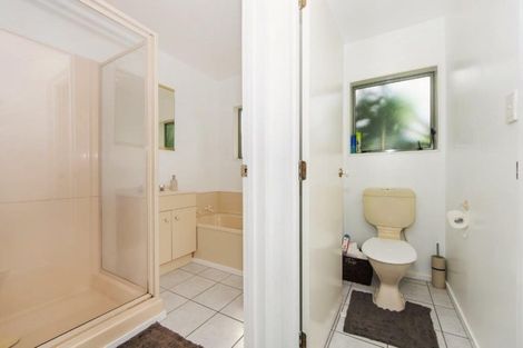 Photo of property in 1b Hindmarsh Street, Henderson, Auckland, 0612