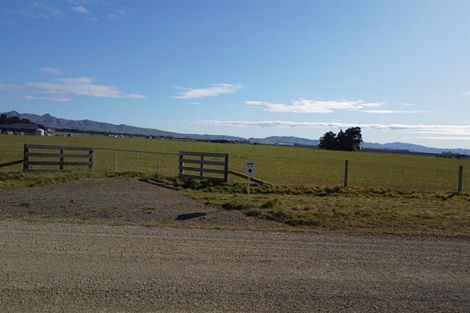 Photo of property in 66 Racecourse Road, Amberley, 7482