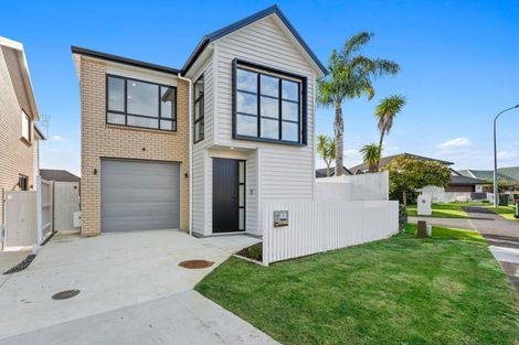 Photo of property in 4 Auden Close, Somerville, Auckland, 2014