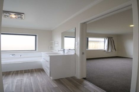 Photo of property in 6 Liddington Drive, Rolleston, 7615