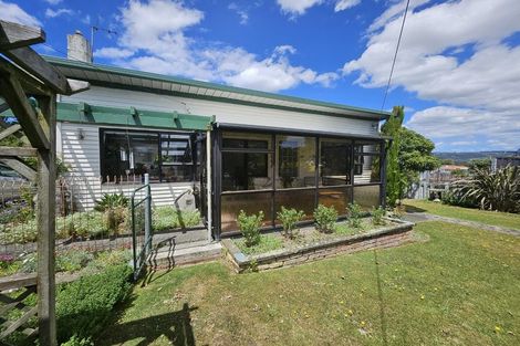 Photo of property in 2 Herewini Street, Titahi Bay, Porirua, 5022