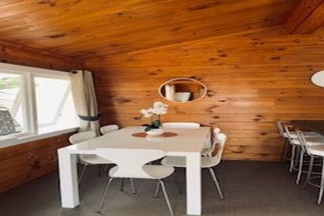 Photo of property in 202 Welcome Bay Road, Welcome Bay, Tauranga, 3112