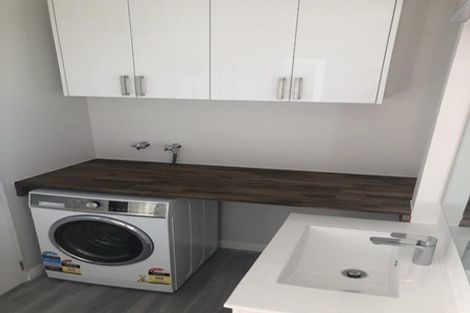 Photo of property in 9 Kate Way, Karori, Wellington, 6012