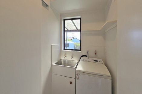 Photo of property in 36 Whiting Crescent, Greenmeadows, Napier, 4112