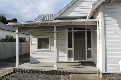 Photo of property in 5a Royal Crescent, Saint Kilda, Dunedin, 9012