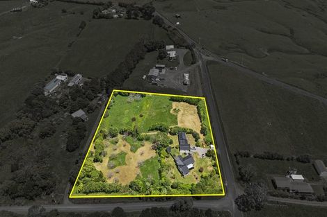 Photo of property in 20 Waipipi Wharf Road, Pollok, Waiuku, 2683