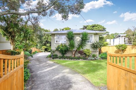 Photo of property in 34 South Lynn Road, Titirangi, Auckland, 0604