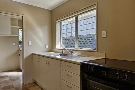 Photo of property in 11 Shaldon Crescent, Blagdon, New Plymouth, 4310