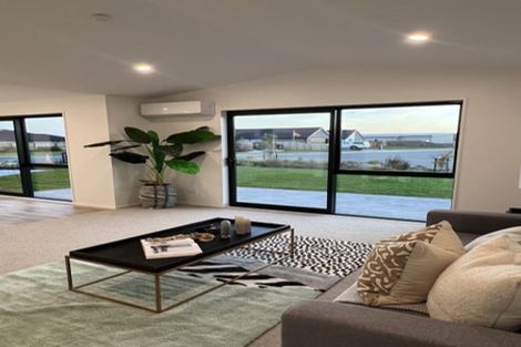 Photo of property in 61 Hilton Drive, Amberley, 7410