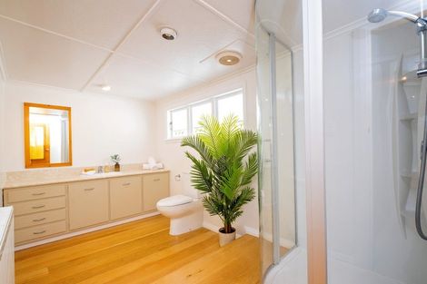 Photo of property in 11 Lucy Road, Bluff Hill, Napier, 4110