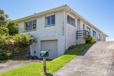 Photo of property in 30a The Track, Plimmerton, Porirua, 5026
