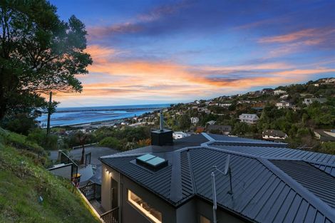 Photo of property in 103 Mount Pleasant Road, Mount Pleasant, Christchurch, 8081