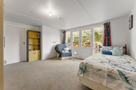 Photo of property in 1 Oriel Place, Levin, 5510