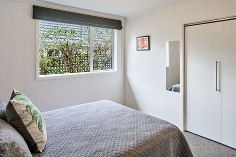 Photo of property in 41-43 Pukatea Street, Eastbourne, Lower Hutt, 5013