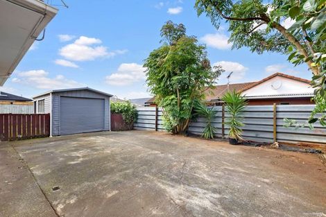 Photo of property in 2/108a Carruth Road, Papatoetoe, Auckland, 2025