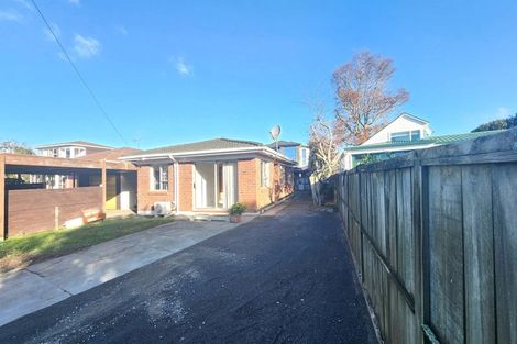 Photo of property in 26 Tamaki Bay Drive, Pakuranga, Auckland, 2010