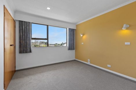 Photo of property in 2/22 Dartmoor Avenue, Westown, New Plymouth, 4310