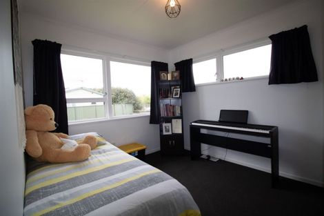 Photo of property in 461 Kahikatea Drive, Dinsdale, Hamilton, 3204