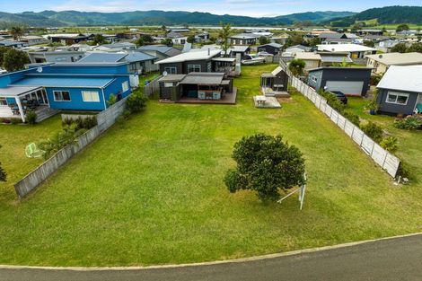 Photo of property in 102 Mahoe Place, Matarangi, Whitianga, 3592