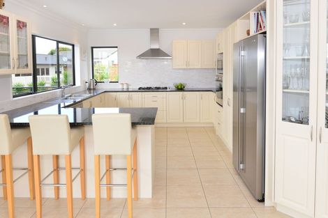 Photo of property in 3 Matisse Drive, West Harbour, Auckland, 0618