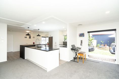 Photo of property in 10 Sheriff Place, Riverlea, Hamilton, 3216