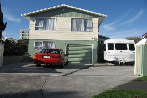 Photo of property in 18 Exeter Crescent, Springvale, Whanganui, 4501