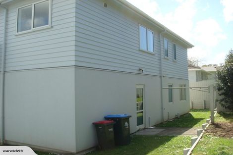 Photo of property in 5b Henry Street, Avondale, Auckland, 1026
