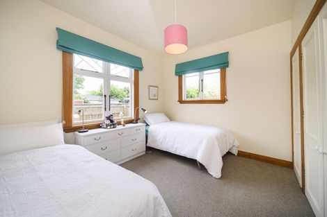 Photo of property in 16 Manapouri Crescent, Hokowhitu, Palmerston North, 4410