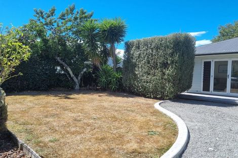 Photo of property in 8 Sackville Street, Martinborough, 5711