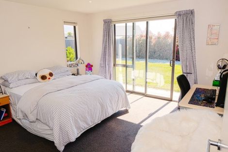 Photo of property in 21 De Bettencor Place, Mount Pisa, Cromwell, 9383