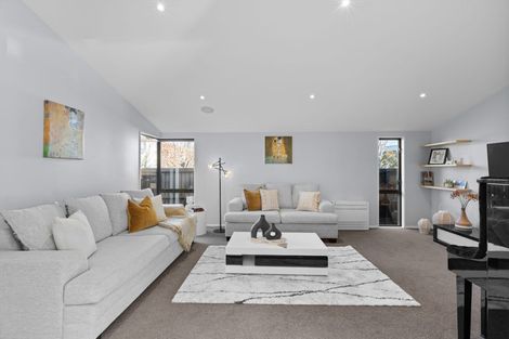 Photo of property in 7 Pentlow Place, Fendalton, Christchurch, 8052