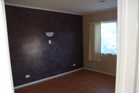Photo of property in 81 Sunderlands Road, Half Moon Bay, Auckland, 2012